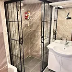 Апартаменты Akraios Beautiful Stone House In *