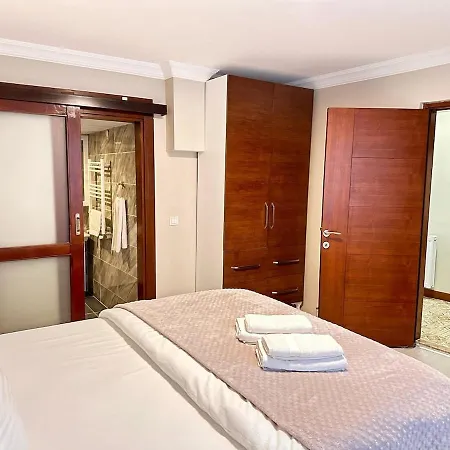 Akraios Beautiful Stone House In Apartmán *